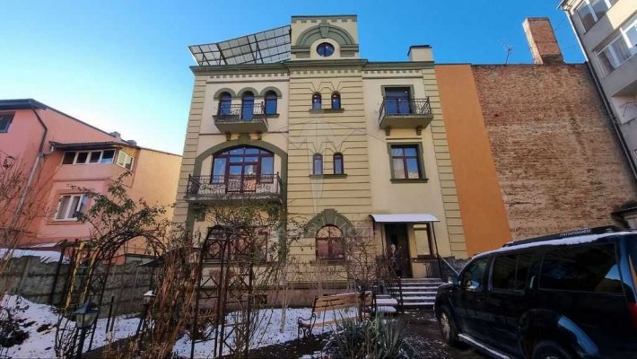 Продається Приміщення 480 м2, 5 соток. Бізнес центр Готель Офіс Фірма Клініка Садок. Центр міста, ву - фото 1
