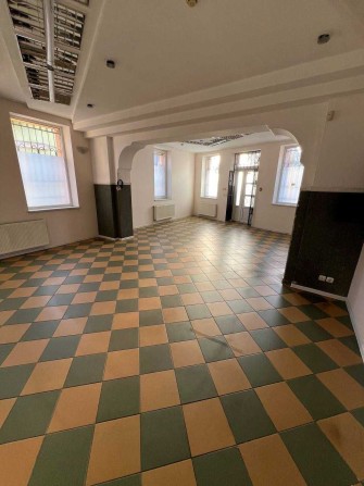 Продається комерційне приміщення по вулиці Галицька. - фото 1
