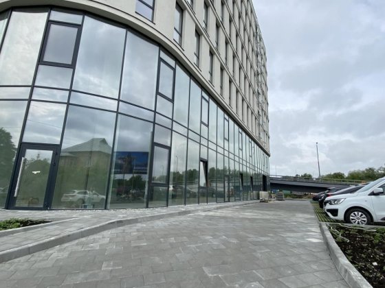 Продаж фасадного приміщення в бізнес-центрі Ивано-Франковск