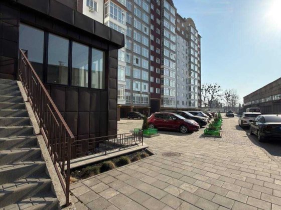 Комерція в центрі Івано-Франківська Ивано-Франковск