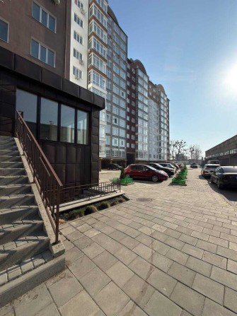 Комерція в центрі Івано-Франківська - фото 1