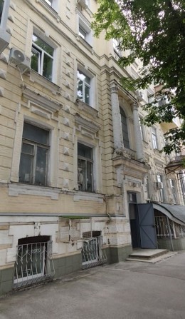 Продам 1 кімнатну квартиру в історичному центрі міста Полтави під бізнес! - фото 1