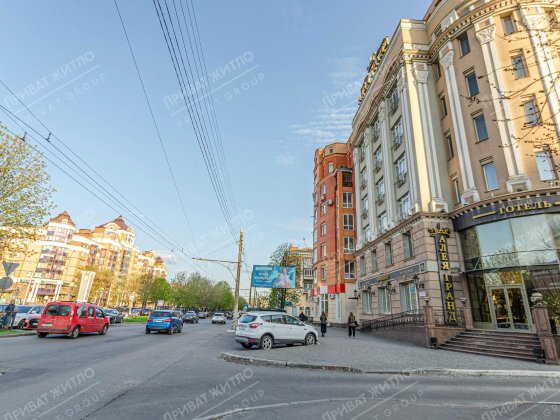 Комерційне приміщення в центрі міста (навпроти "Листопада) Полтава