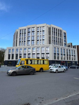 ЖК Перміум класу. Продаж офісу в центрі міста. Гарна інвестиція. - фото 1