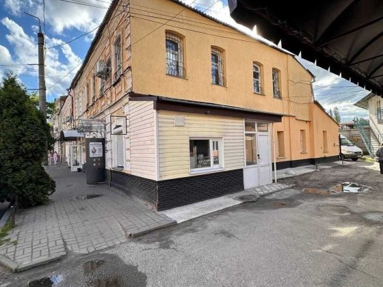 Продаж нежитлового приміщення на вул.Кооперативній під ВАШ БІЗНЕС! Сумы