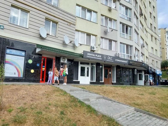 Приміщення в новобудові з ремонтом та орендарем Рівне