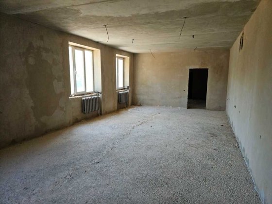 Приміщення в новобудові, Левада