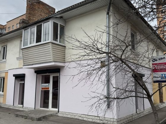Продаж комерційного приміщення | вул. Бандери, 17 Рівне