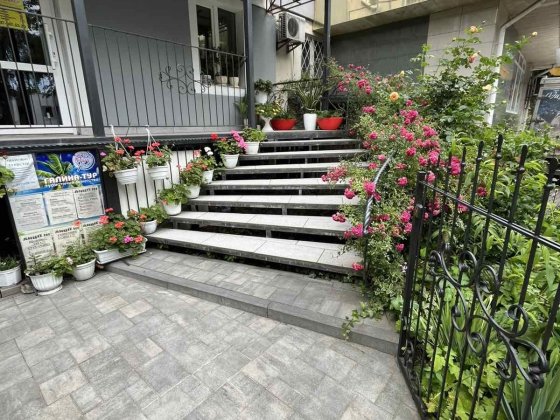 Продаж  комерційного приміщення  в  районі 12 школи Рівне