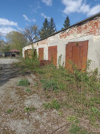 Продається будівля у складі 7 гаражів, 251 м2, м. Тернопіль, вул. Микулинецька - фото 1