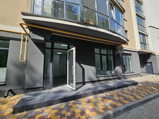 Продаж комерційного приміщення на вул. Чумацька, Тернопіль