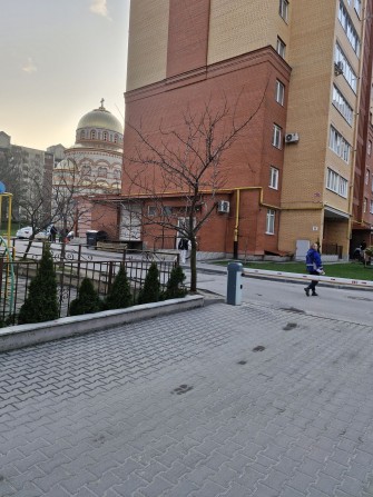 Продаж приміщення 42м.кв з ремонтом на Площі ринок - фото 1