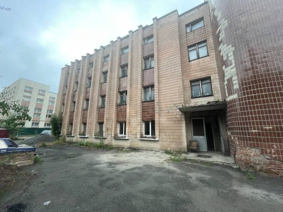 Продаж комерційного приміщення на вул. Текстильна, площа 214 кв.м