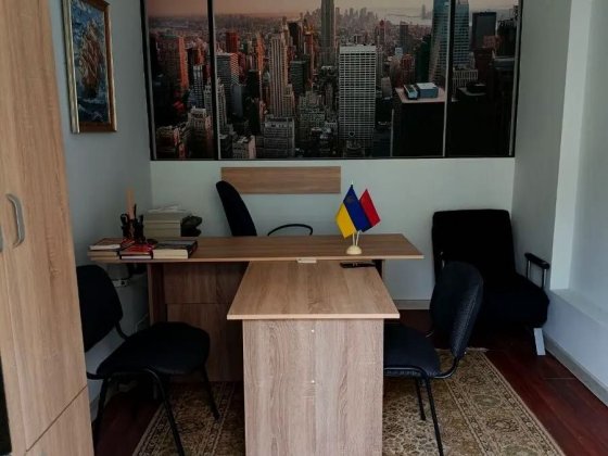 Продаж офісного приміщення Черновцы