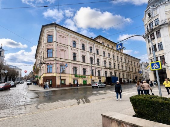 Продаж комерції з орендарями | Центр | Фасад | 70 м² Черновцы