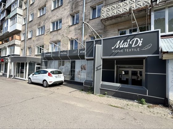 Комерція в прохідній частині в р-н Брукліна‼️ Рівне