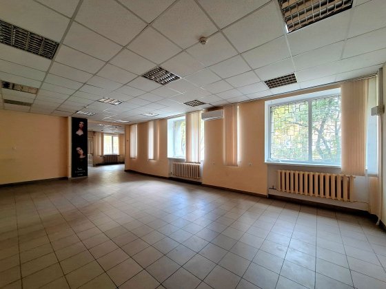 Продам  Фасад  202,5 кв.м. Рівне