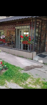 Продам фасадне приміщення вул. Богоявленська - фото 1