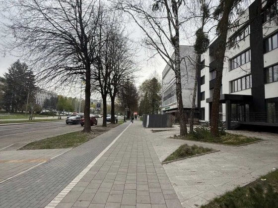 Продаж комерційних приміщень по 1200$/м2 на вул. Кавказька ЦЕНТР (можливий продаж по поверхах) Рівне