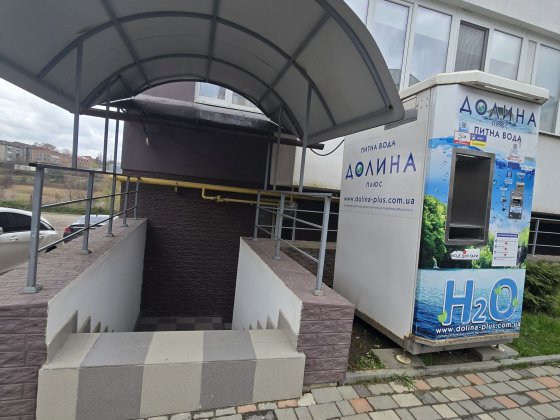 Продається комерційне приміщення в ЖК Кришталеве озеро ЗДАНЕ В ЕКСПЛУАТАЦІЮ Черновцы