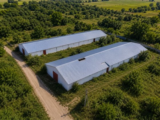 Продаж склалського / виробничого приміщення 15 хв від Чернівців Черновцы