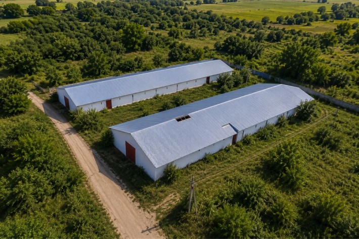 Продаж склалського / виробничого приміщення 15 хв від Чернівців - фото 1