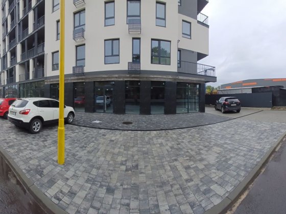 Комерційне приміщення в серці Ужгорода з паркінгом біля ТЦ-інвестиція1