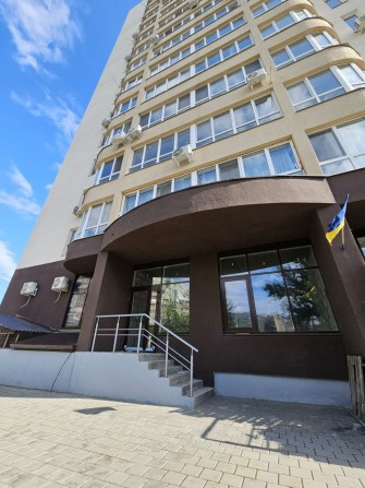 Продам класне приміщення центральна митниця - фото 1