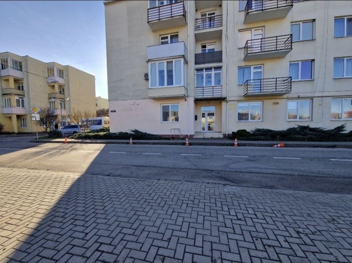 Продається офіс район Дастора - фото 1