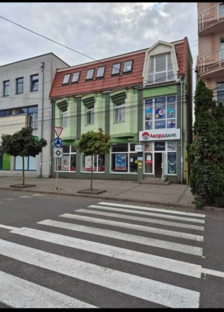 Продаж будівлі під комерцію / центр Ужгороду / вул. Капушанська - фото 1