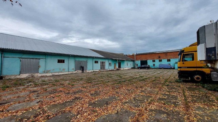 Продаж складів бази - холодильник з морозильниками  в Чернівцях - фото 1