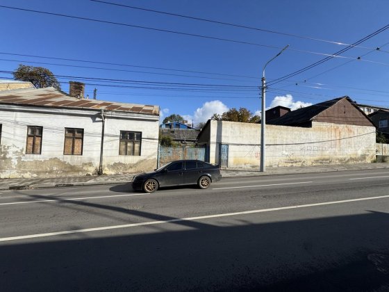 Продаж комерційної нерухомості  окрема будівля Черновцы