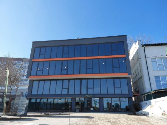Продаж комерційного приміщення по вул.Морозенка