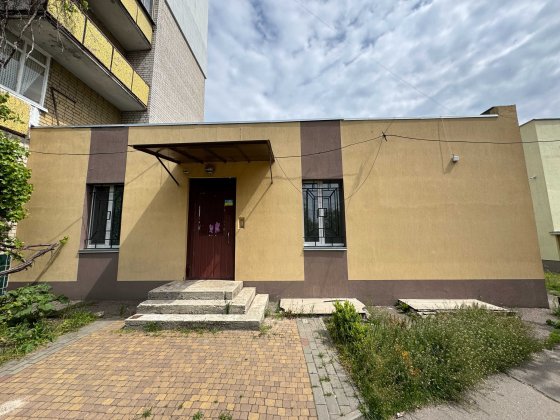 Приміщення в центральній частині, перетин вул. Грушевського-Надпільна Черкаси