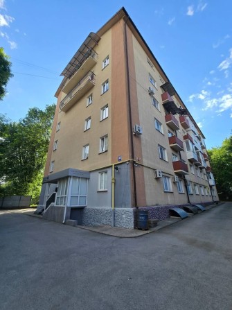 Продаж комерційного приміщення поруч з парком - фото 1
