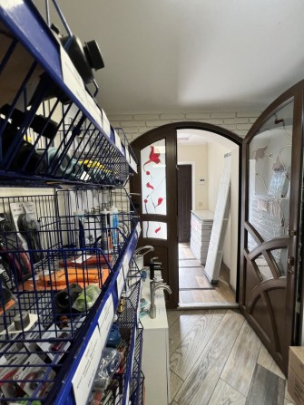 Продам комерційне приміщення по вул. казацька , діючий магазин - фото 1