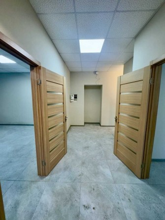 Продаж готового комерційного приміщення 58,6 м2 | Новий ремонт | проспект Миру - фото 1