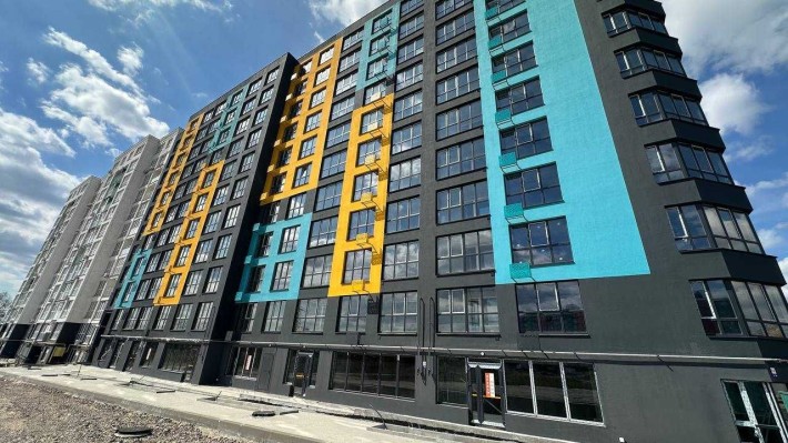 ПРОДАЖ: комерційні приміщення від 58 м2 - фото 1