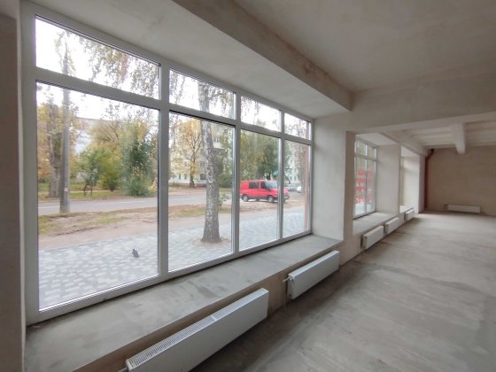 Продаж магазину 382 кВ.м., район Грузпорту Черкаси