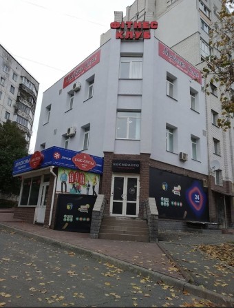Продаж комерційного фасадного приміщення  121 м2 ,р-н Нива ТОРГ - фото 1