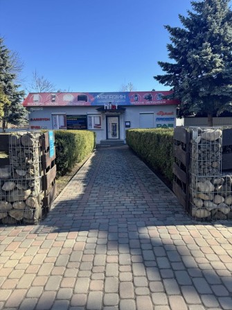 Капітальне приміщення з землею по вул. Смілянська - фото 1