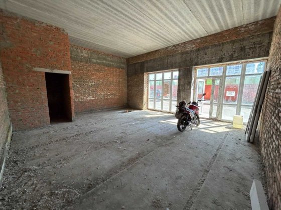 (7)  Продаж комерційного приміщення (8813) Винница