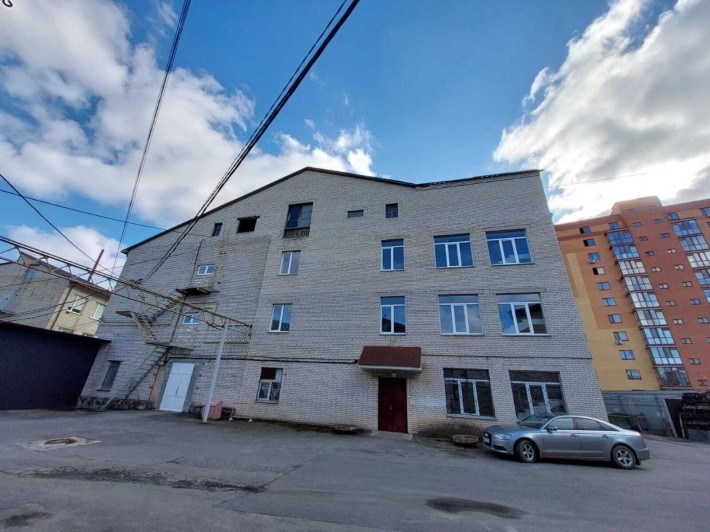 Продаж комерційного приміщення на вул. Замостянська - фото 1