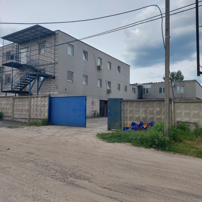 Будівля 1118м², Петропавлівська Борщагівка, Склад, виробництво, гуртожиток. - фото 1