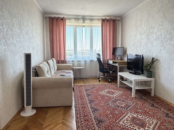 Продаж 3-к квартири вул. Миропільська 3 Київ