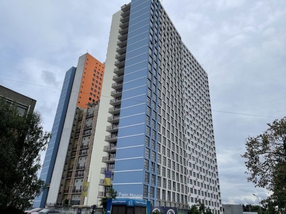 Продаж 2-к квартири вул. Крайня 1 Київ