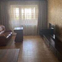 Продаж 4-к квартири вул. Миколаєва 17 Киев
