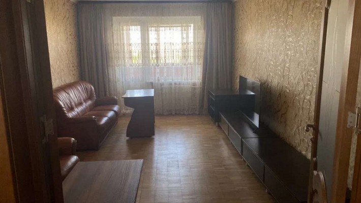 Продаж 4-к квартири вул. Миколаєва 17 - фото 1
