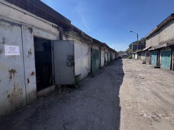 Сдам гараж в центре города Каменское