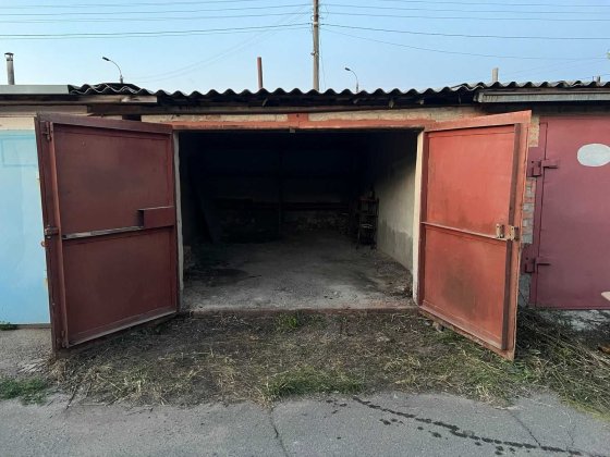 Оренда гаража в кооперативі ДАЧНИЙ Умань
